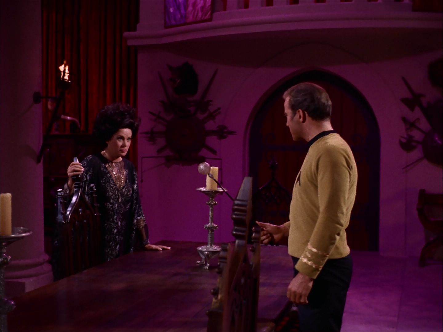 ariane179254_StarTrek_2x07_Catspaw_3223.jpg