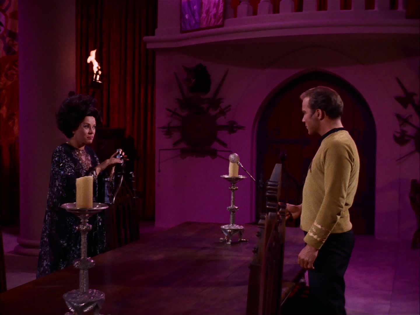 ariane179254_StarTrek_2x07_Catspaw_3226.jpg