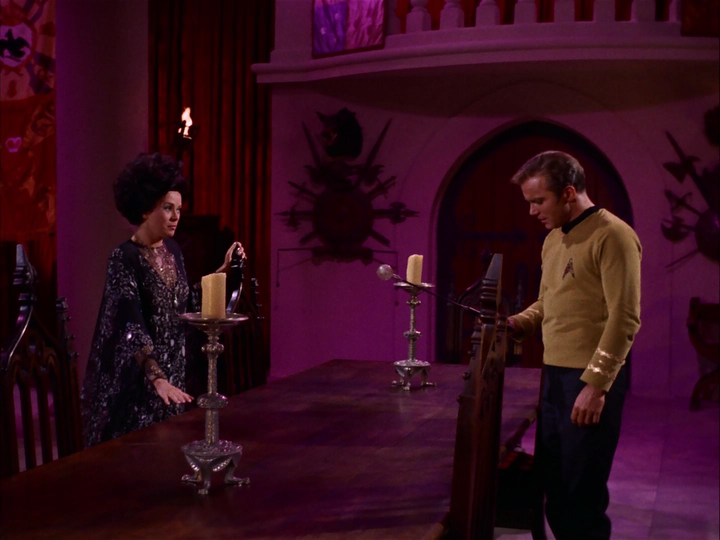 ariane179254_StarTrek_2x07_Catspaw_3228.jpg