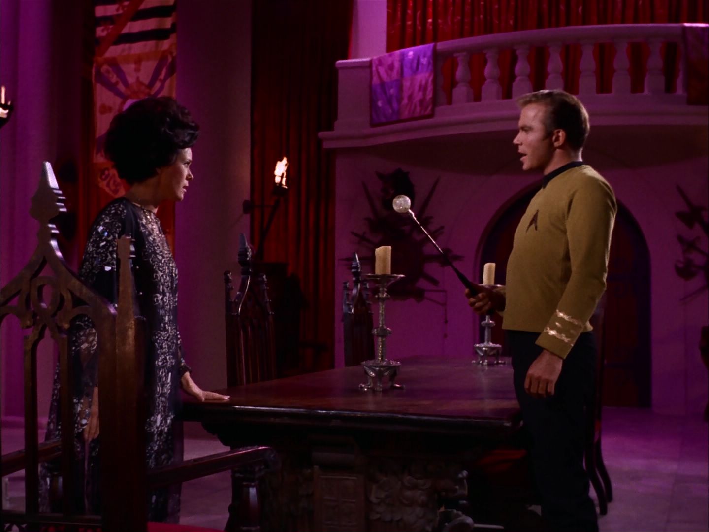 ariane179254_StarTrek_2x07_Catspaw_3247.jpg
