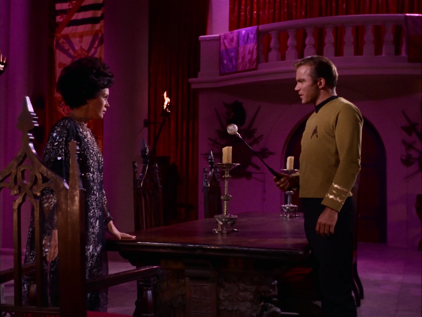 ariane179254_StarTrek_2x07_Catspaw_3248.jpg
