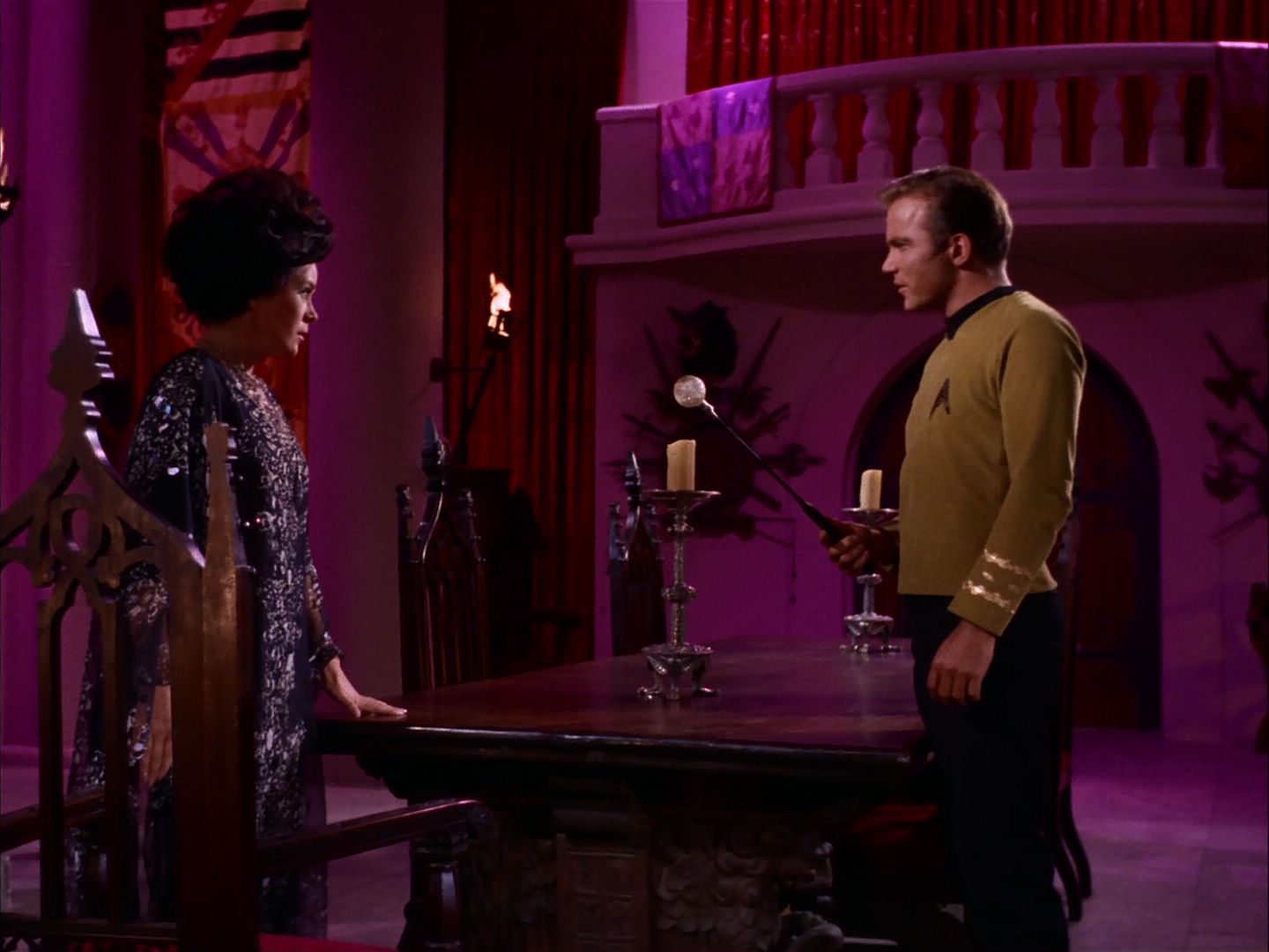 ariane179254_StarTrek_2x07_Catspaw_3249.jpg
