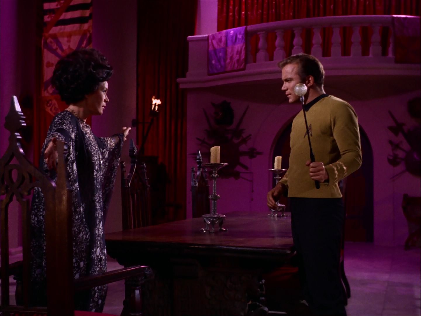 ariane179254_StarTrek_2x07_Catspaw_3264.jpg