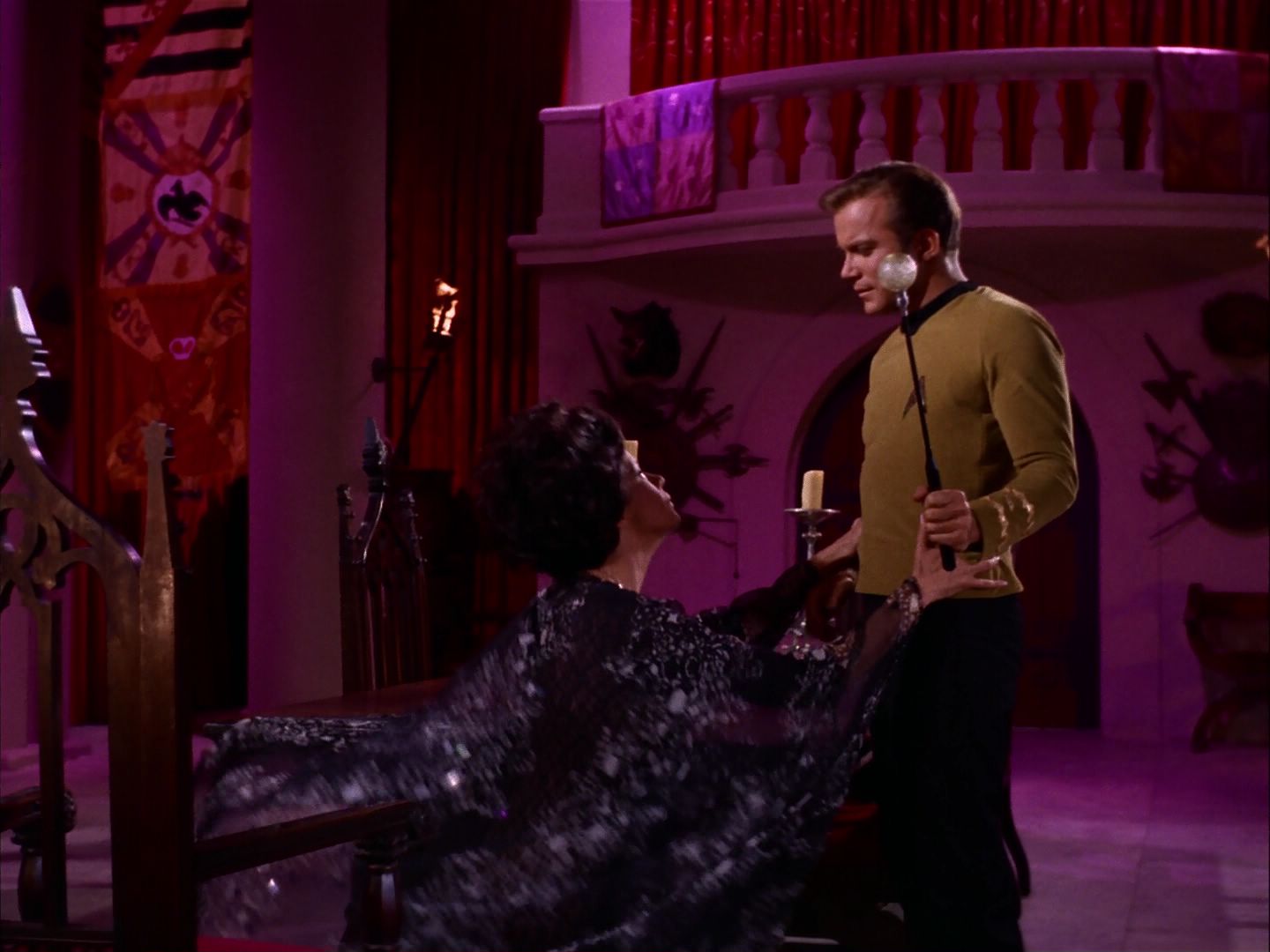 ariane179254_StarTrek_2x07_Catspaw_3267.jpg