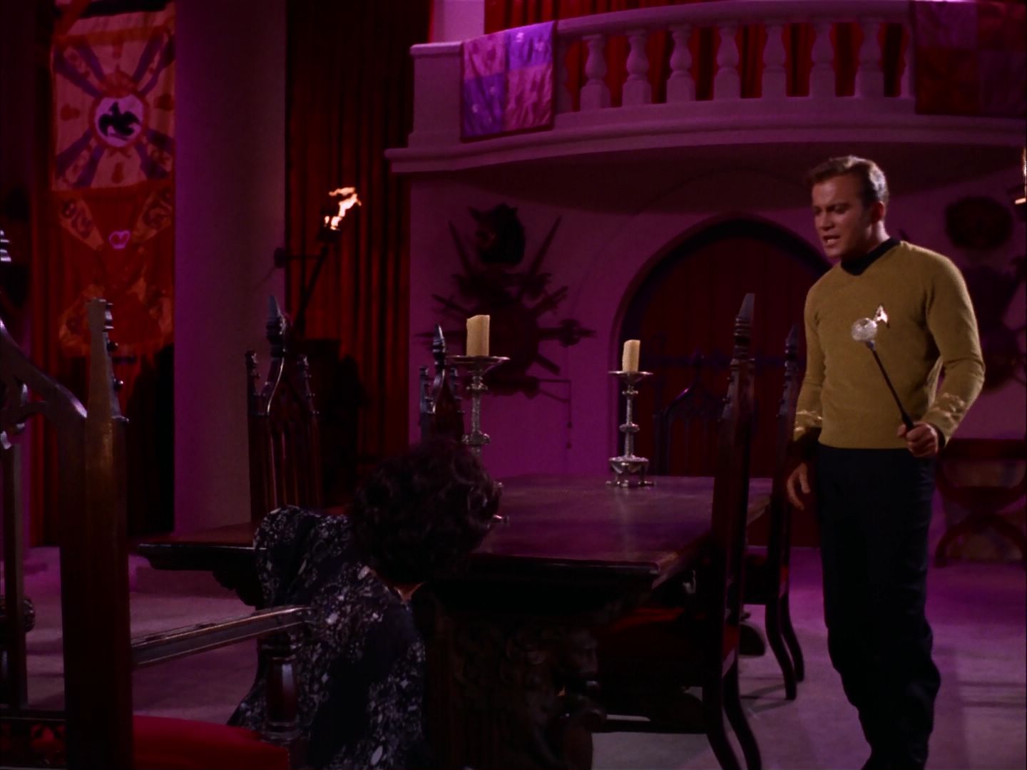 ariane179254_StarTrek_2x07_Catspaw_3275.jpg