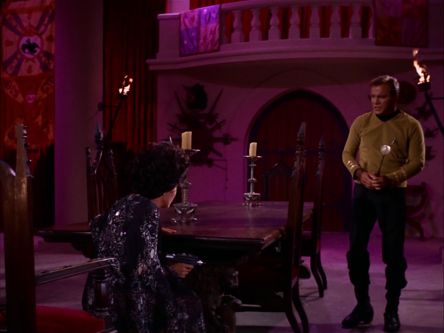 ariane179254_StarTrek_2x07_Catspaw_3277.jpg