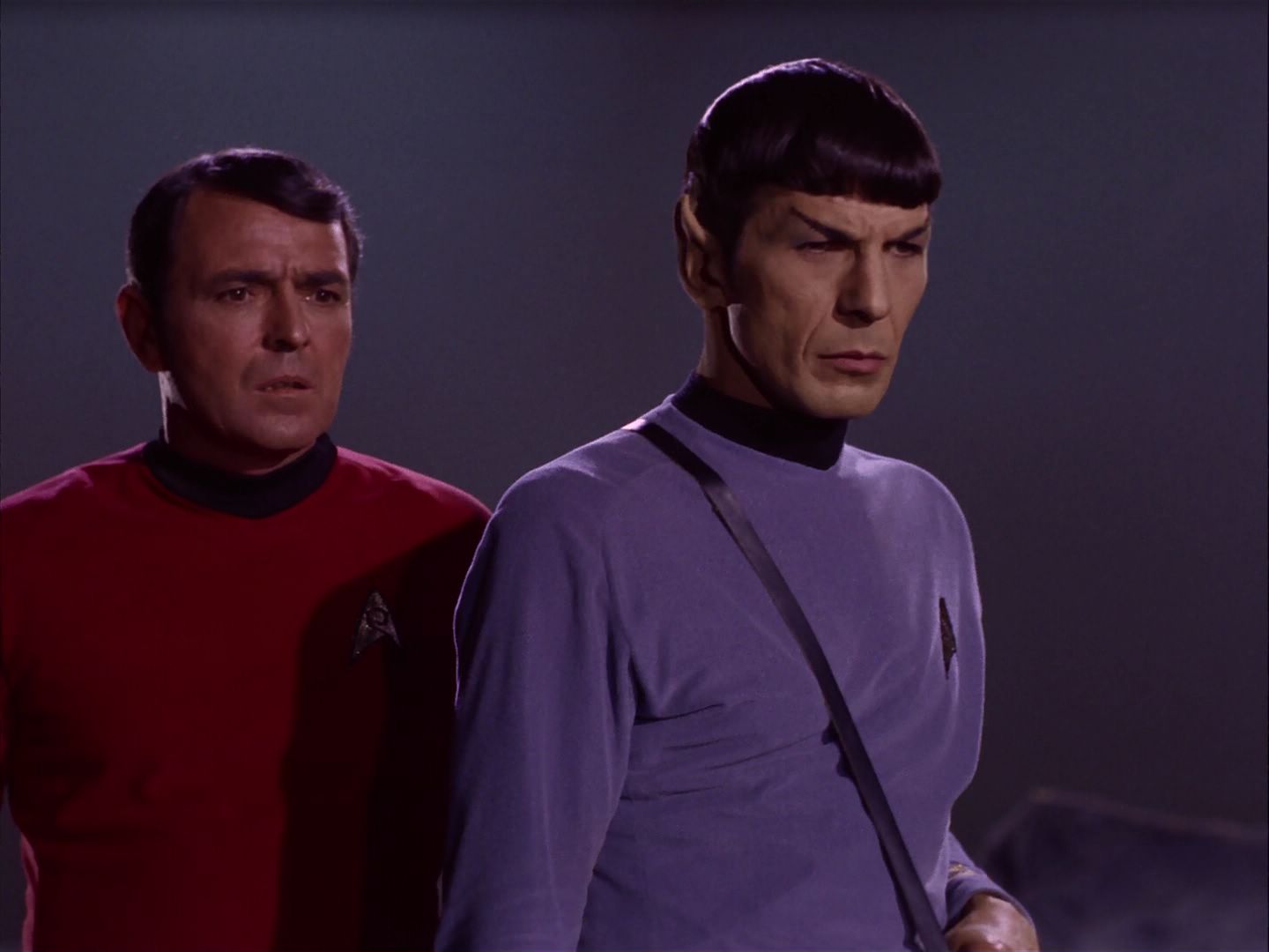 ariane179254_StarTrek_2x07_Catspaw_3324.jpg