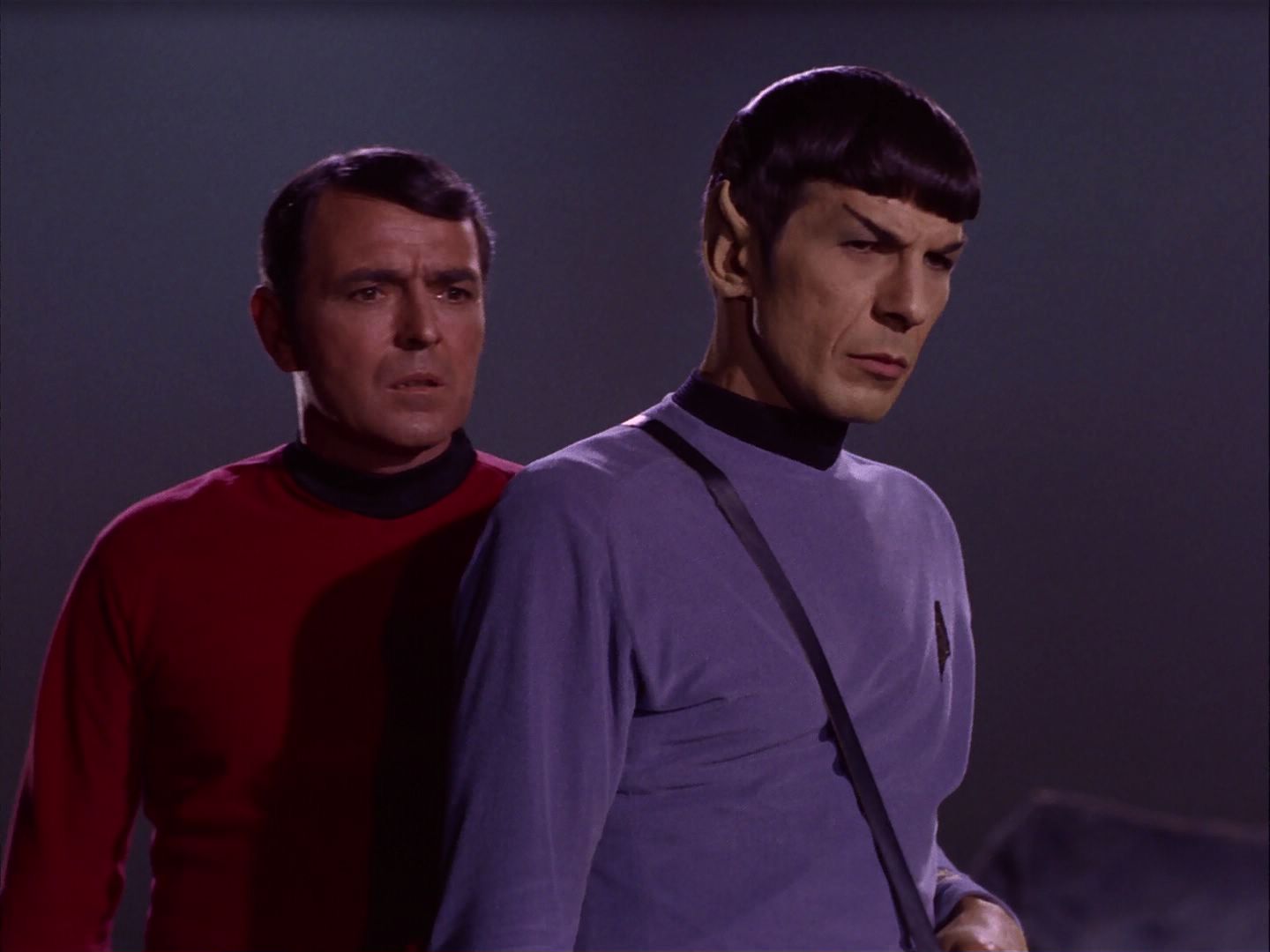ariane179254_StarTrek_2x07_Catspaw_3325.jpg