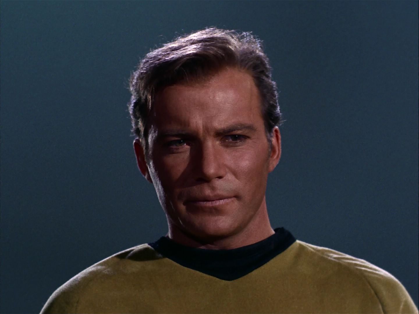 ariane179254_StarTrek_2x07_Catspaw_3334.jpg