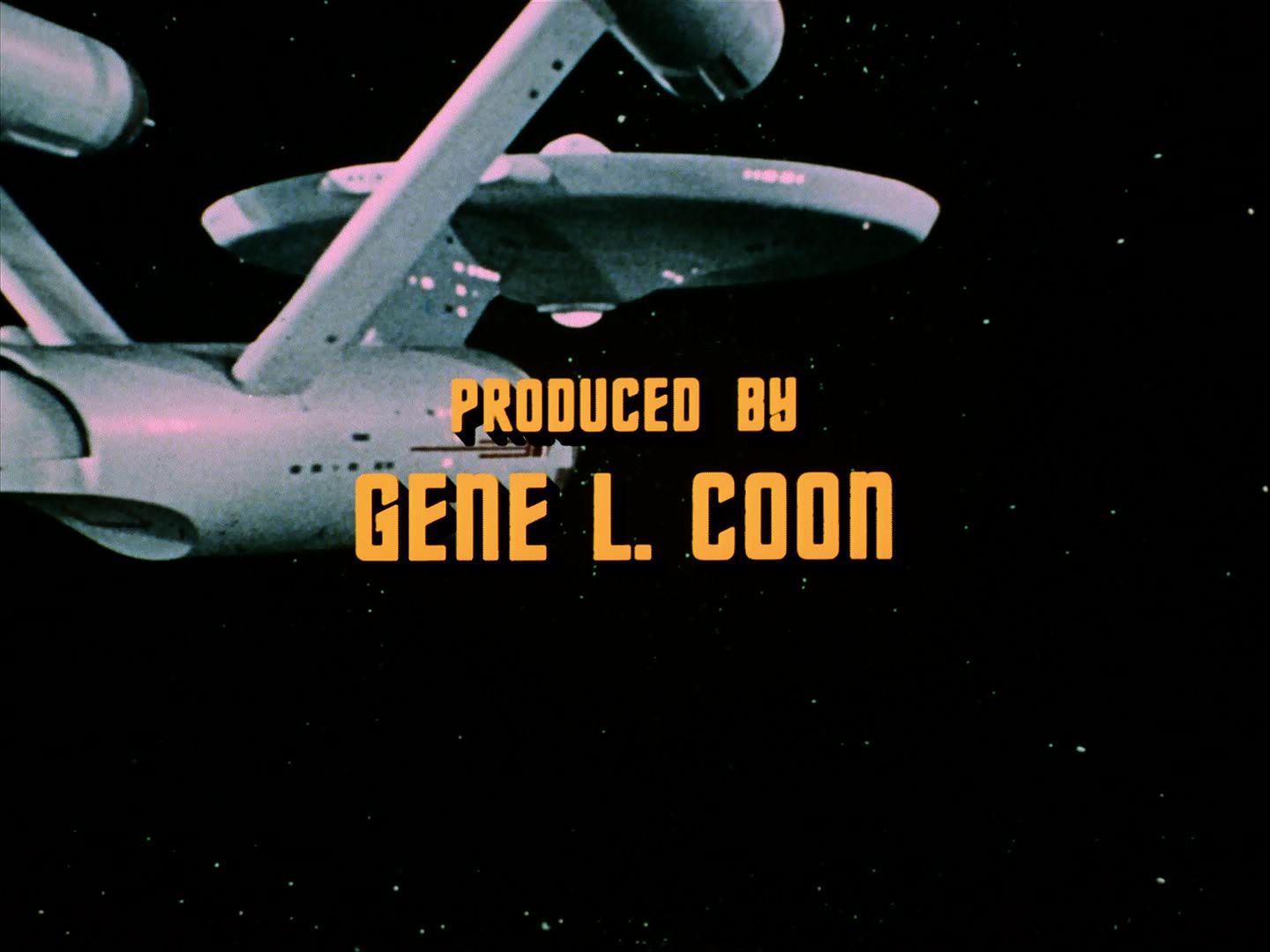 ariane179254_StarTrek_2x07_Catspaw_3388.jpg