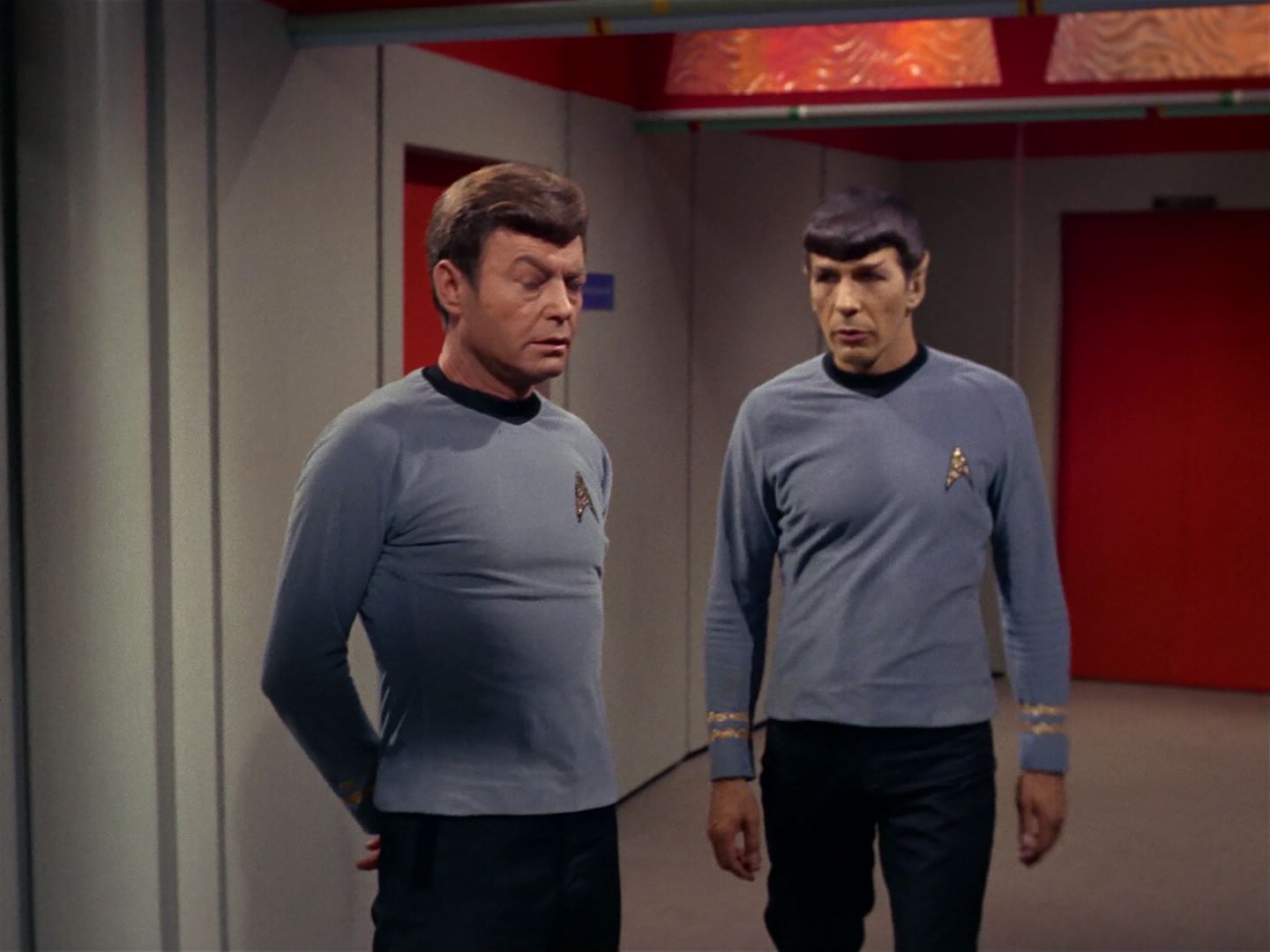 ariane179254_StarTrek_2x08_IMudd_0016.jpg