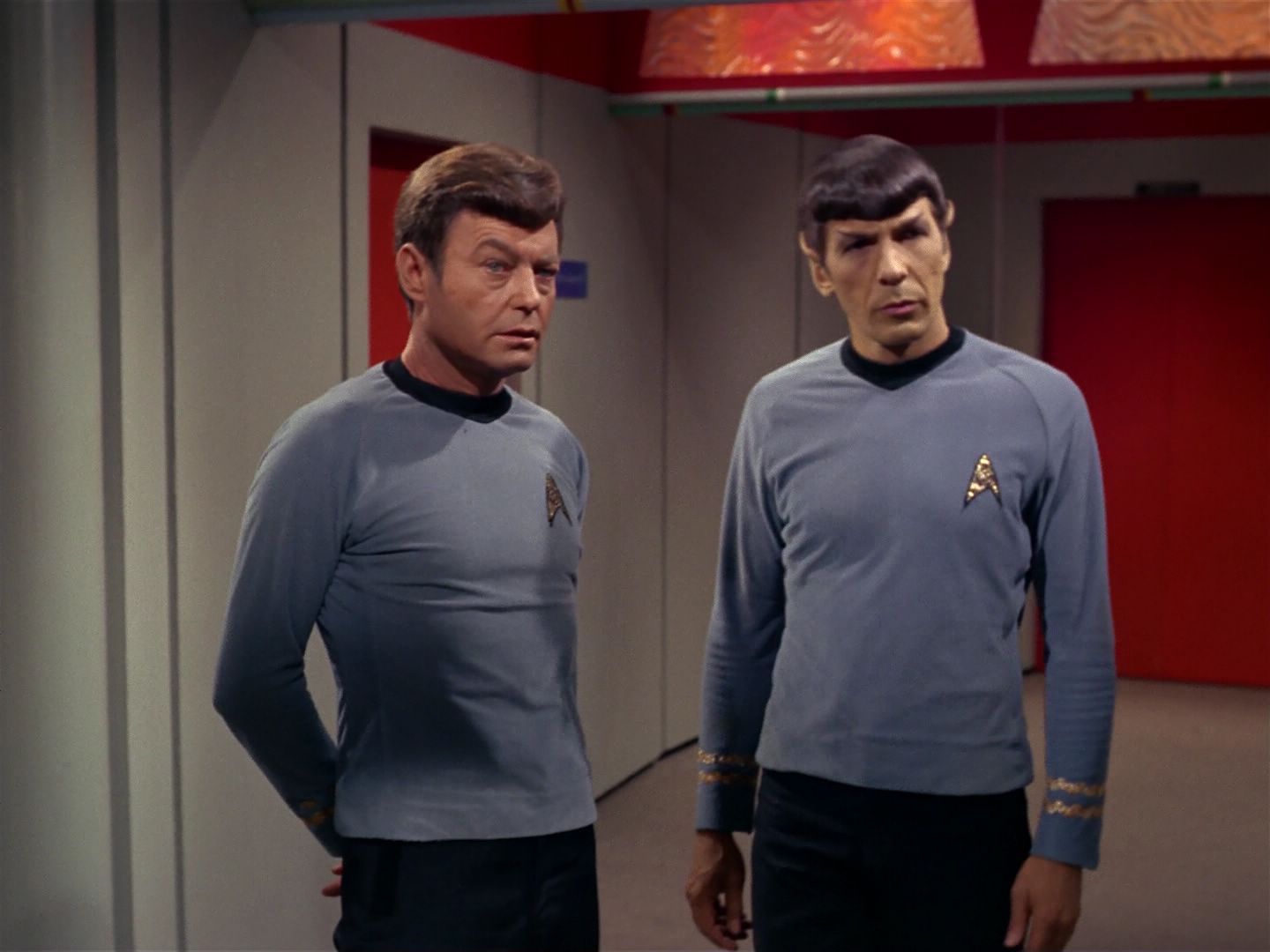 ariane179254_StarTrek_2x08_IMudd_0017.jpg