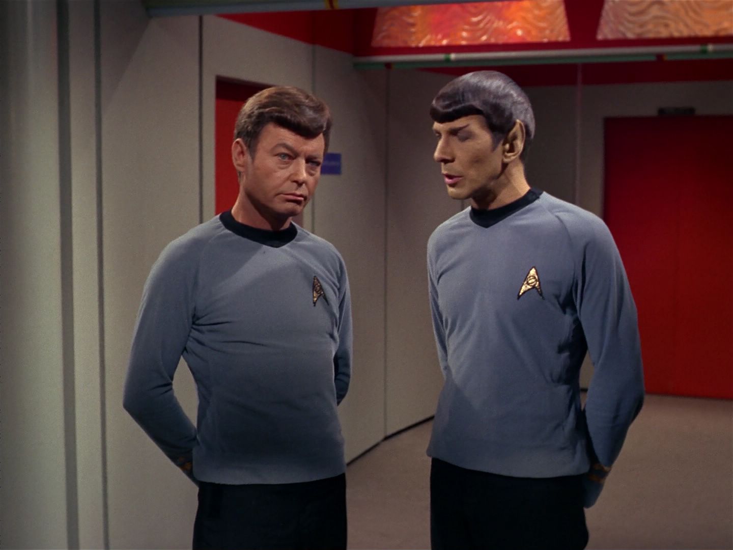 ariane179254_StarTrek_2x08_IMudd_0028.jpg