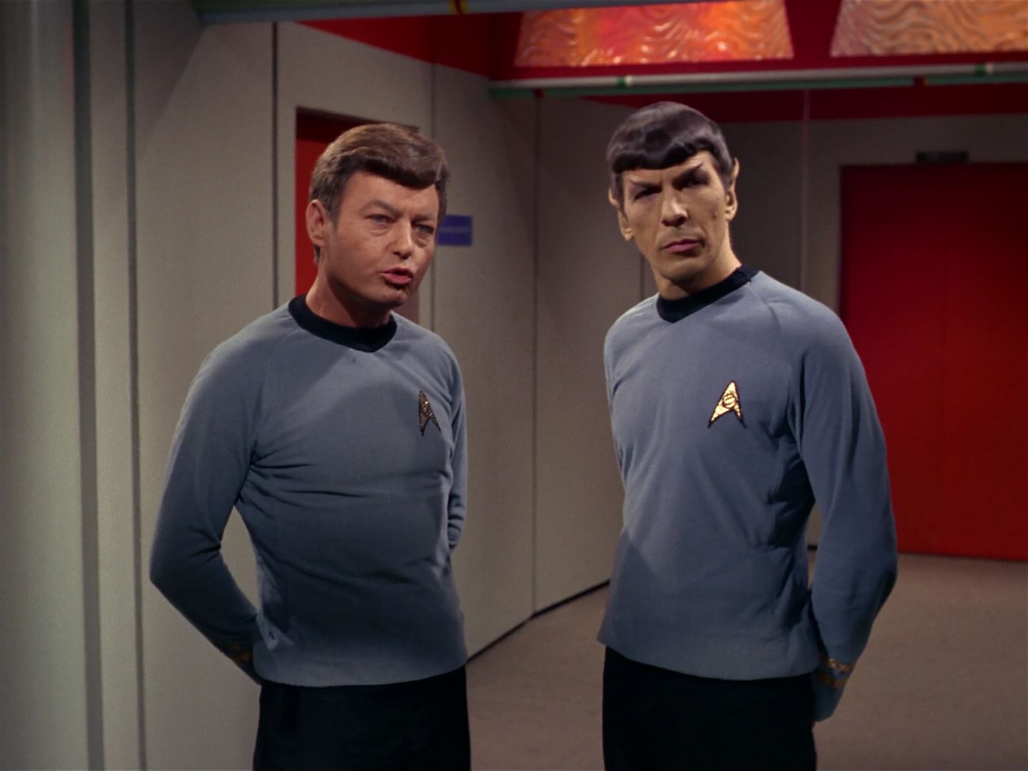 ariane179254_StarTrek_2x08_IMudd_0041.jpg
