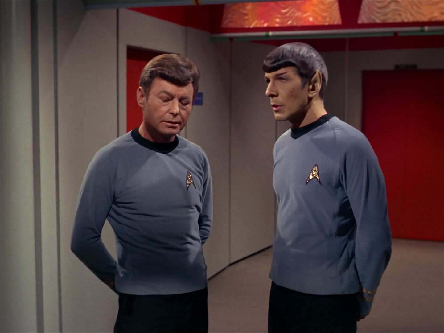 ariane179254_StarTrek_2x08_IMudd_0049.jpg