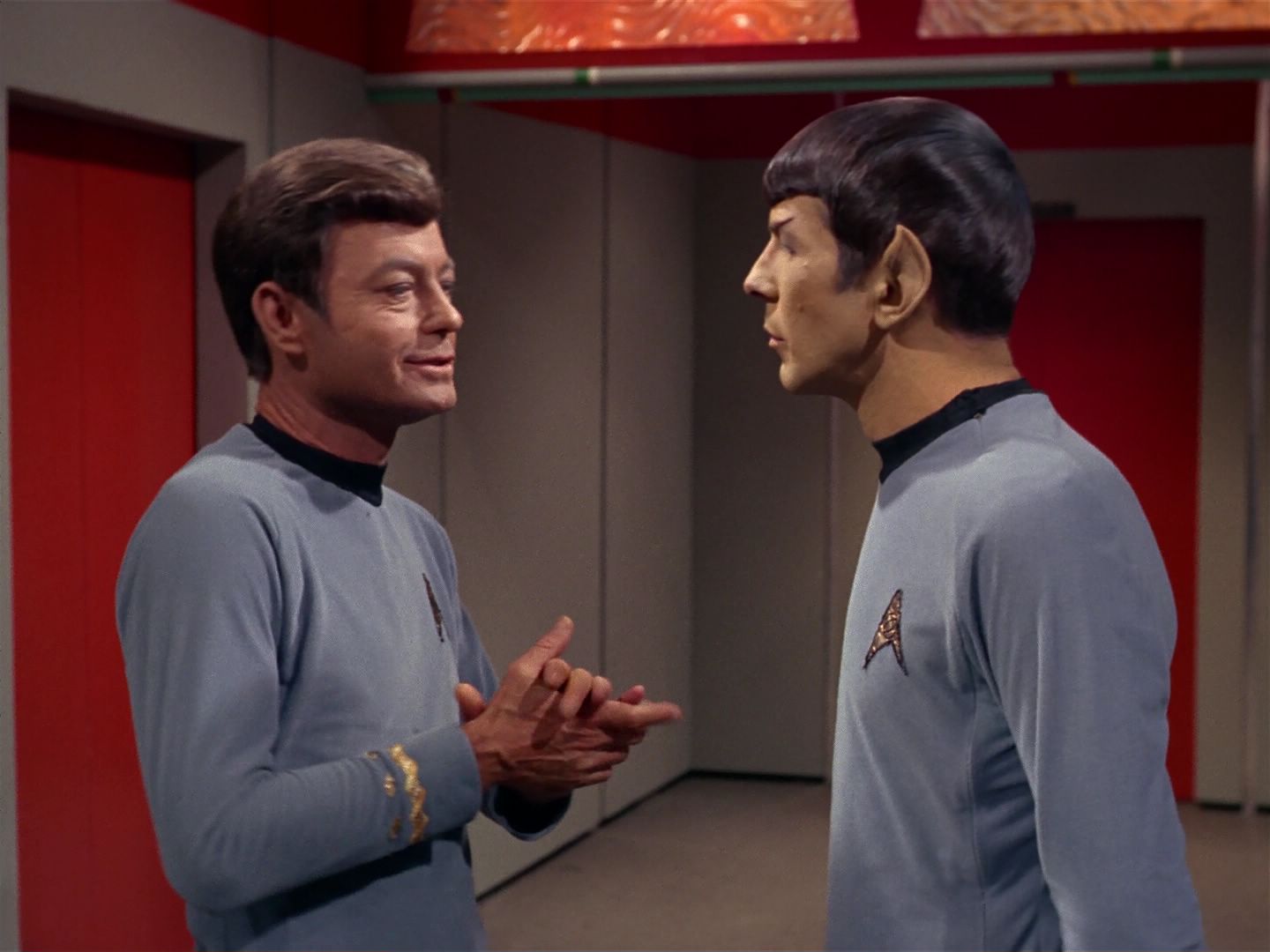 ariane179254_StarTrek_2x08_IMudd_0055.jpg