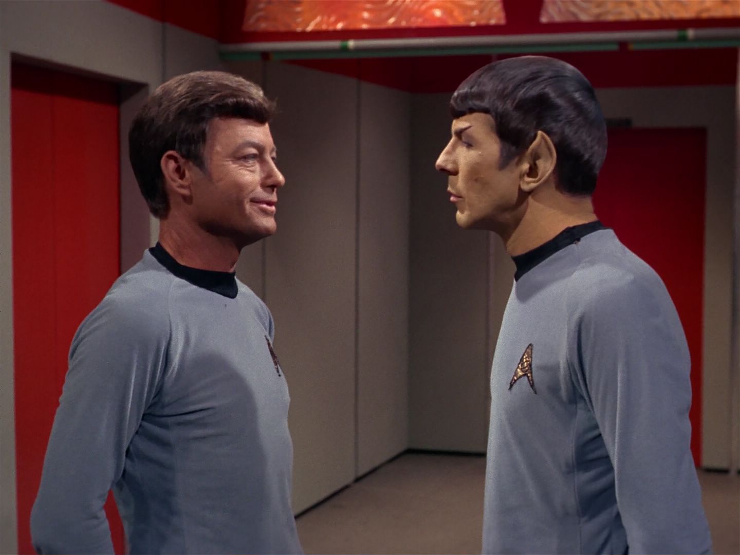ariane179254_StarTrek_2x08_IMudd_0062.jpg