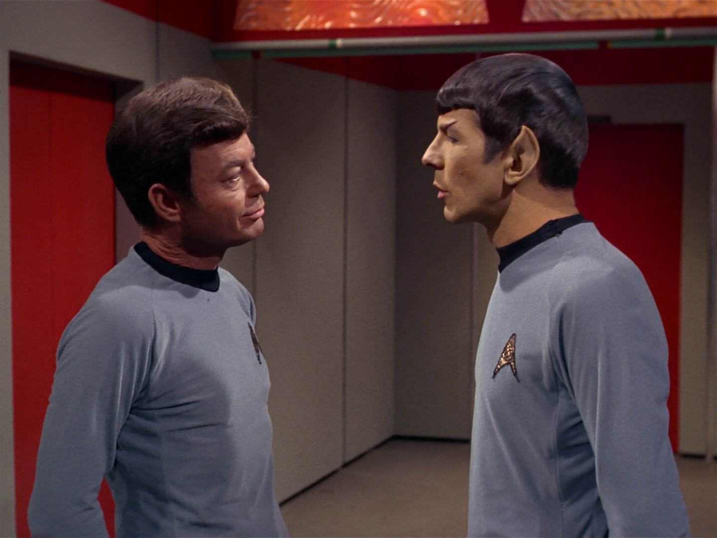 ariane179254_StarTrek_2x08_IMudd_0063.jpg