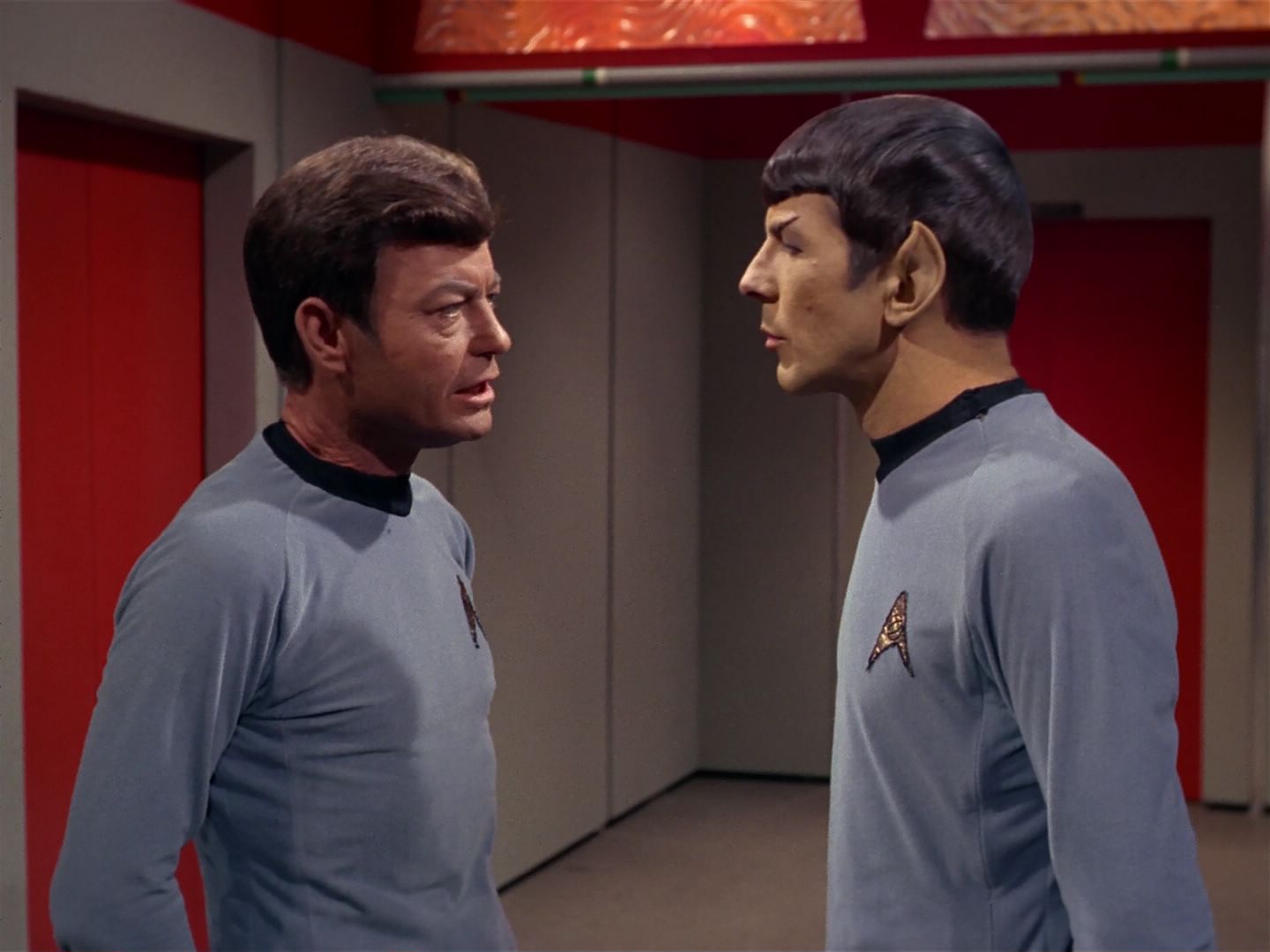 ariane179254_StarTrek_2x08_IMudd_0069.jpg