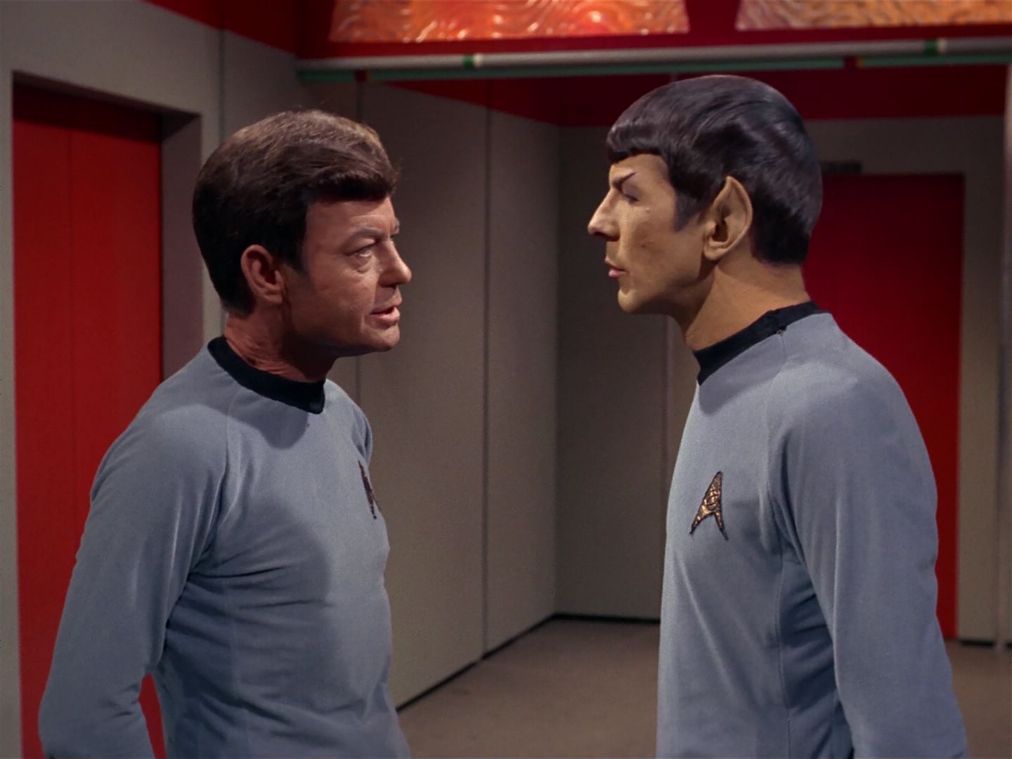 ariane179254_StarTrek_2x08_IMudd_0072.jpg