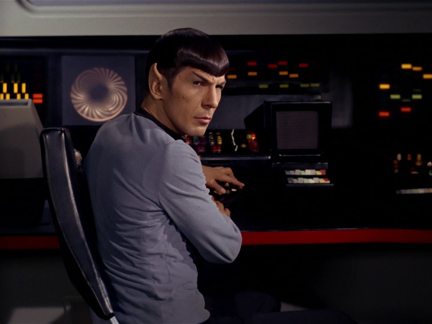 ariane179254_StarTrek_2x08_IMudd_0231.jpg