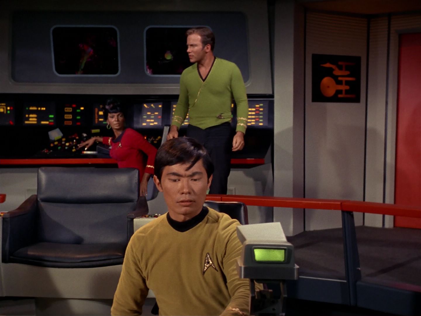ariane179254_StarTrek_2x08_IMudd_0289.jpg