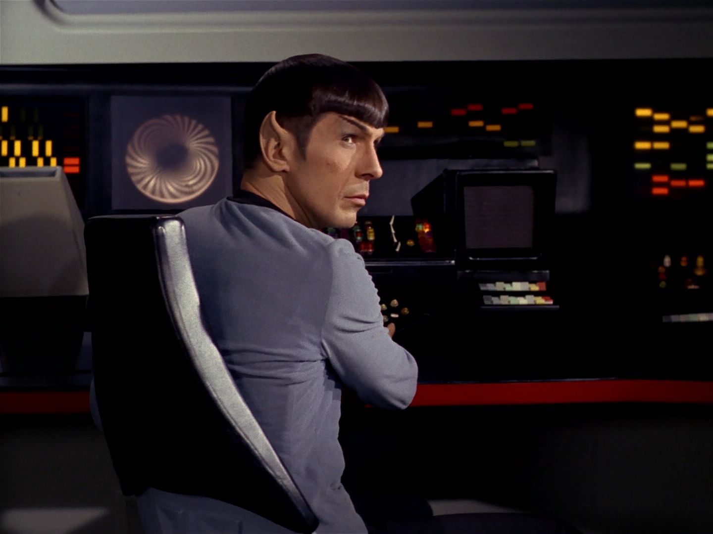 ariane179254_StarTrek_2x08_IMudd_0568.jpg