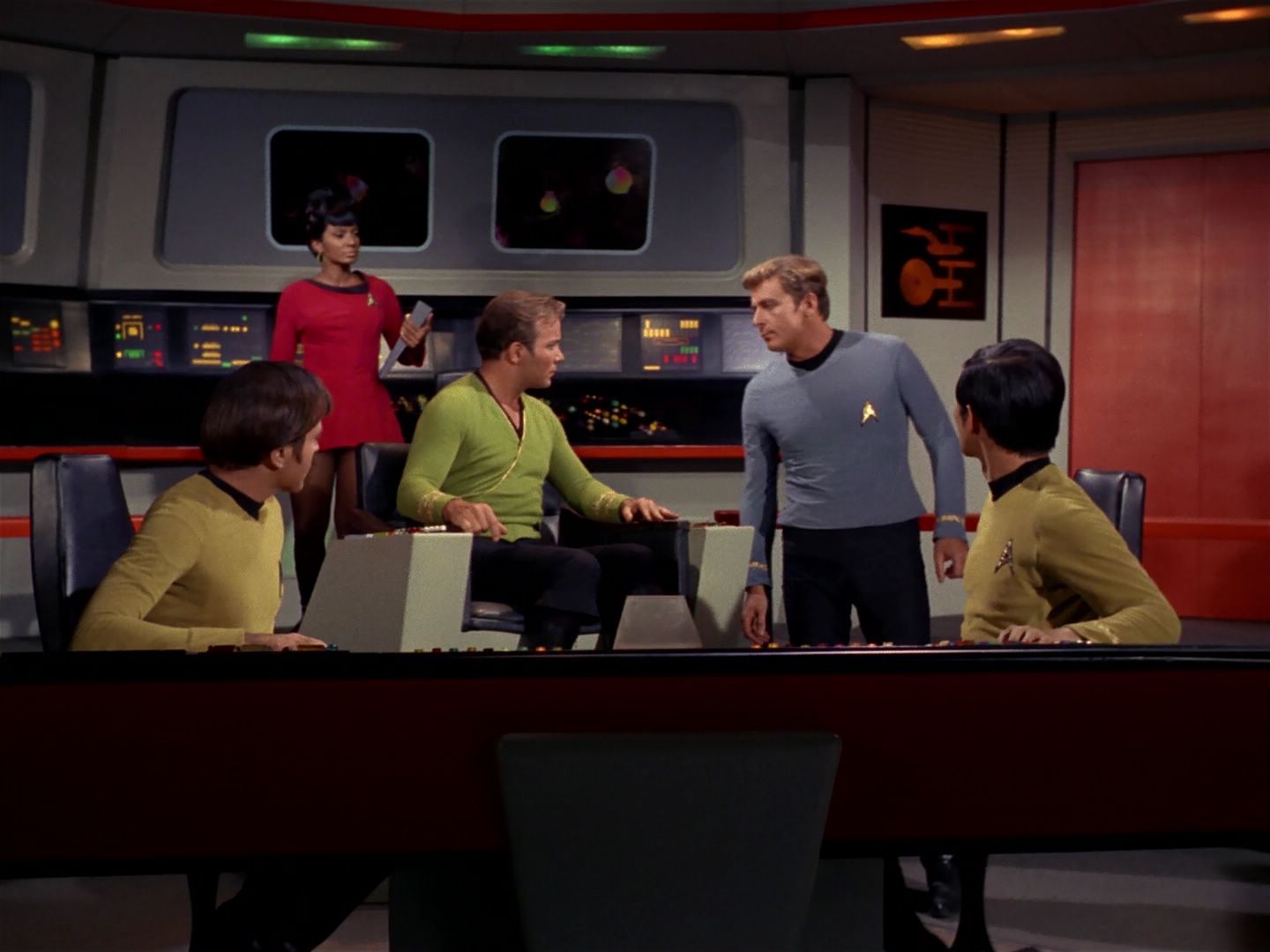 ariane179254_StarTrek_2x08_IMudd_0574.jpg