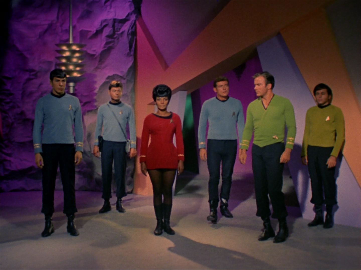 ariane179254_StarTrek_2x08_IMudd_0640.jpg