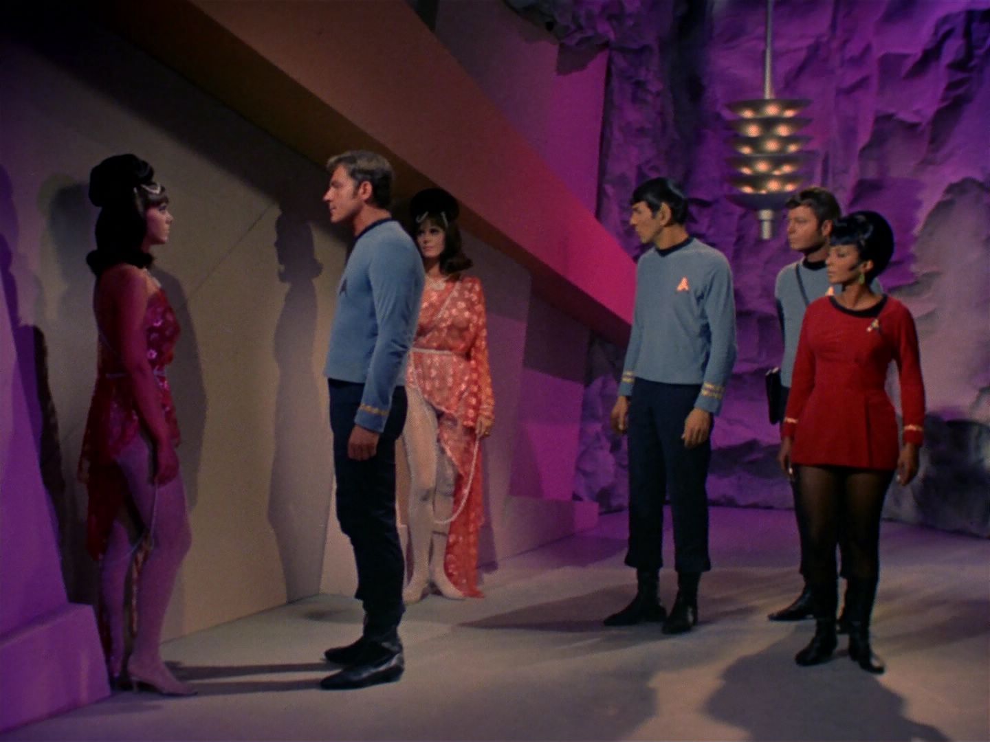 ariane179254_StarTrek_2x08_IMudd_0656.jpg