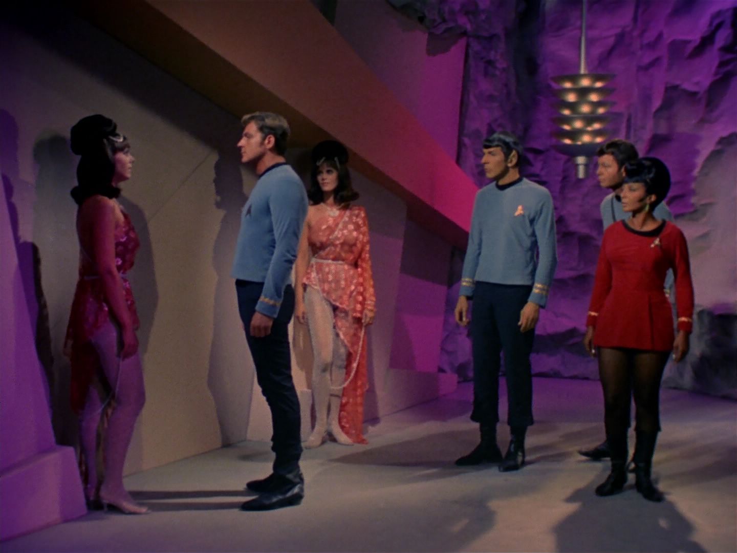ariane179254_StarTrek_2x08_IMudd_0657.jpg