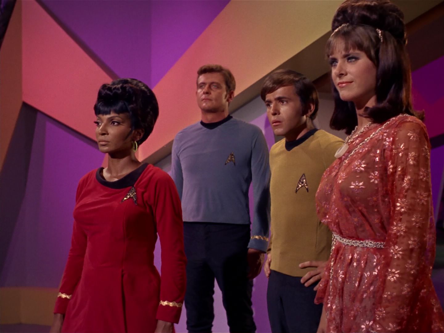 ariane179254_StarTrek_2x08_IMudd_0720.jpg