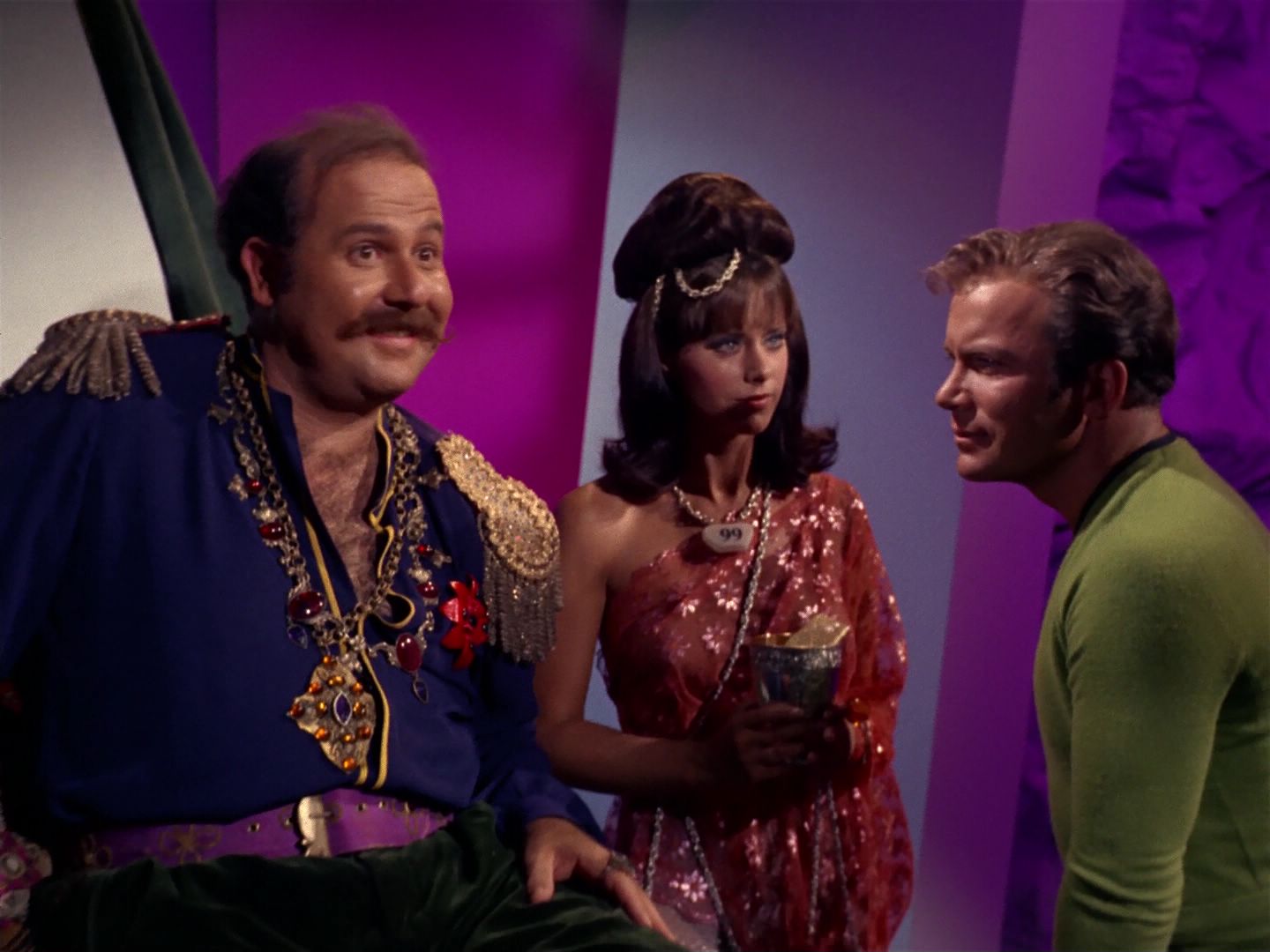 ariane179254_StarTrek_2x08_IMudd_0785.jpg