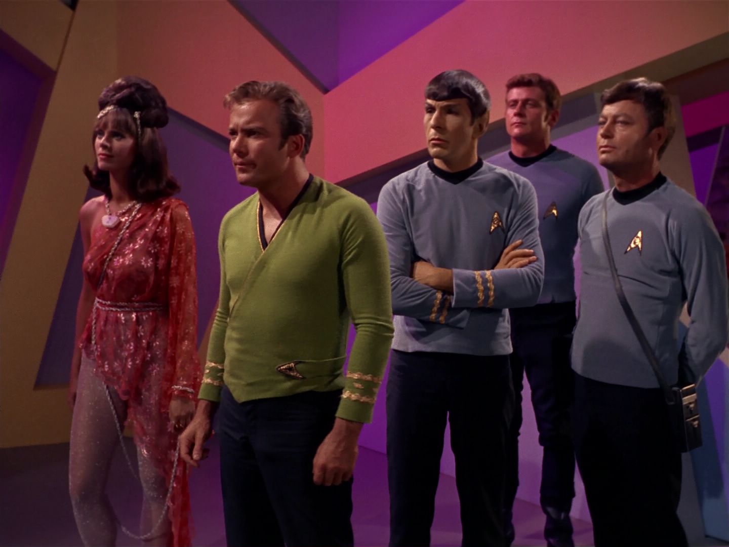 ariane179254_StarTrek_2x08_IMudd_0807.jpg