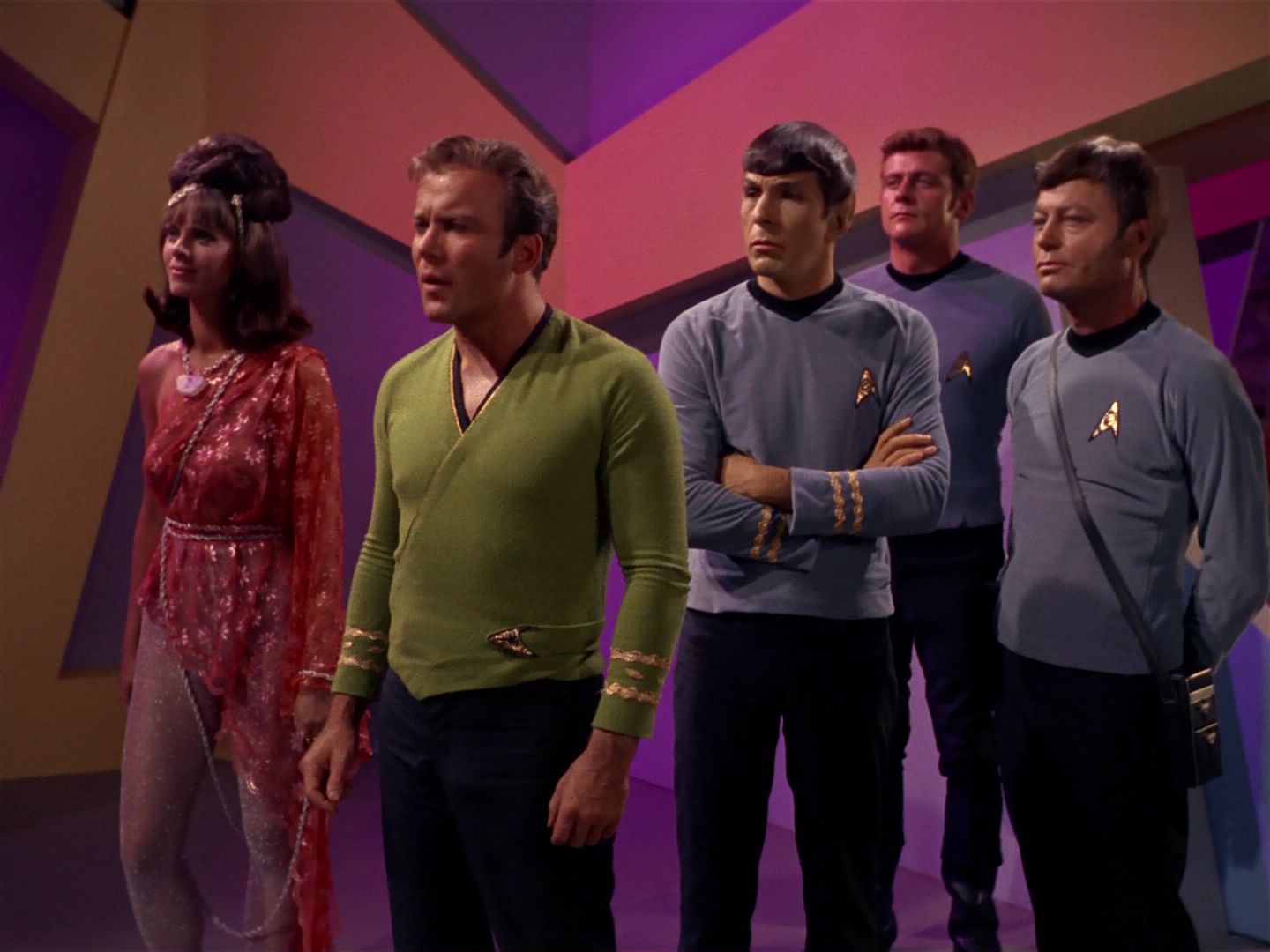 ariane179254_StarTrek_2x08_IMudd_0808.jpg