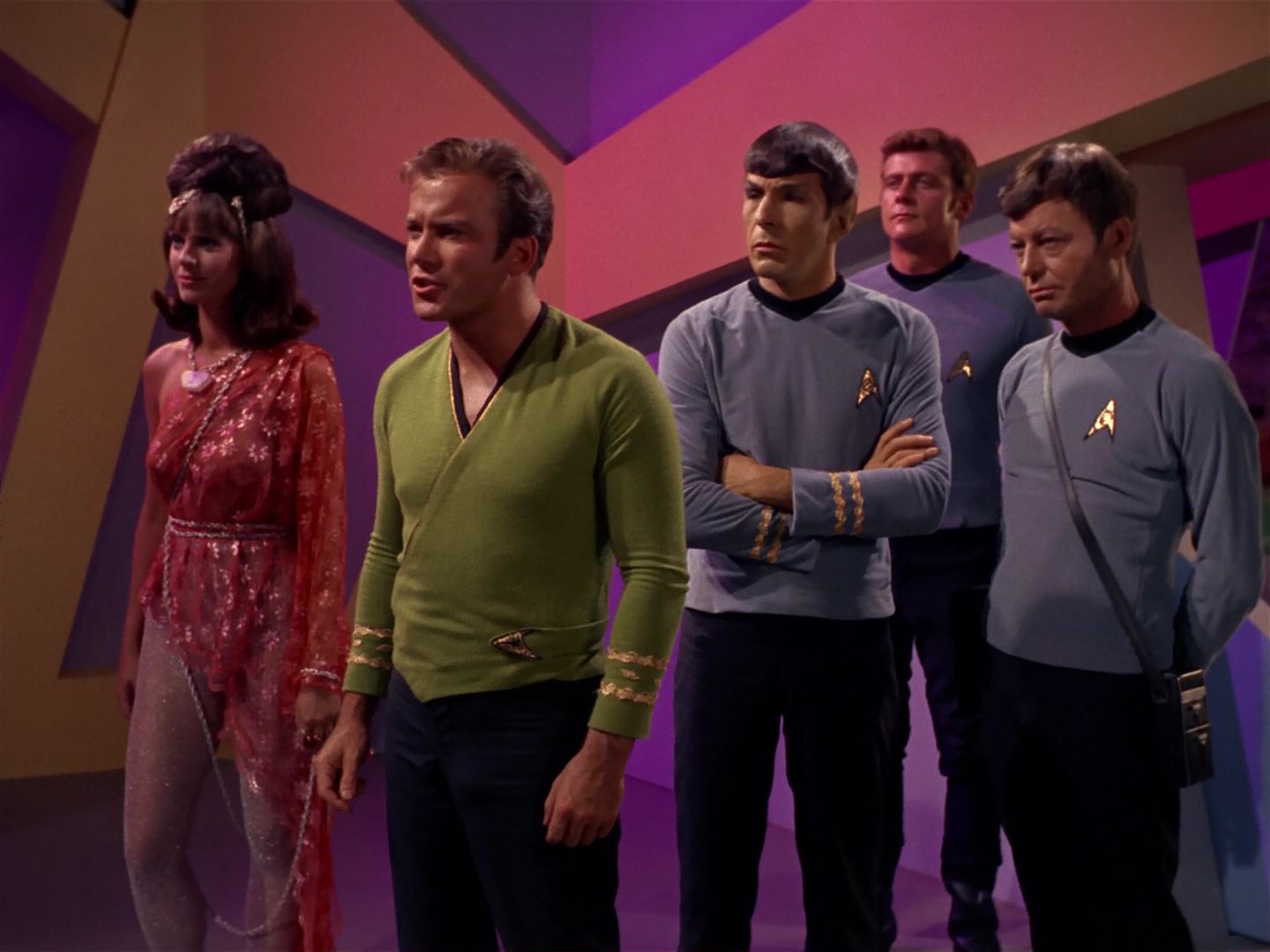 ariane179254_StarTrek_2x08_IMudd_0810.jpg