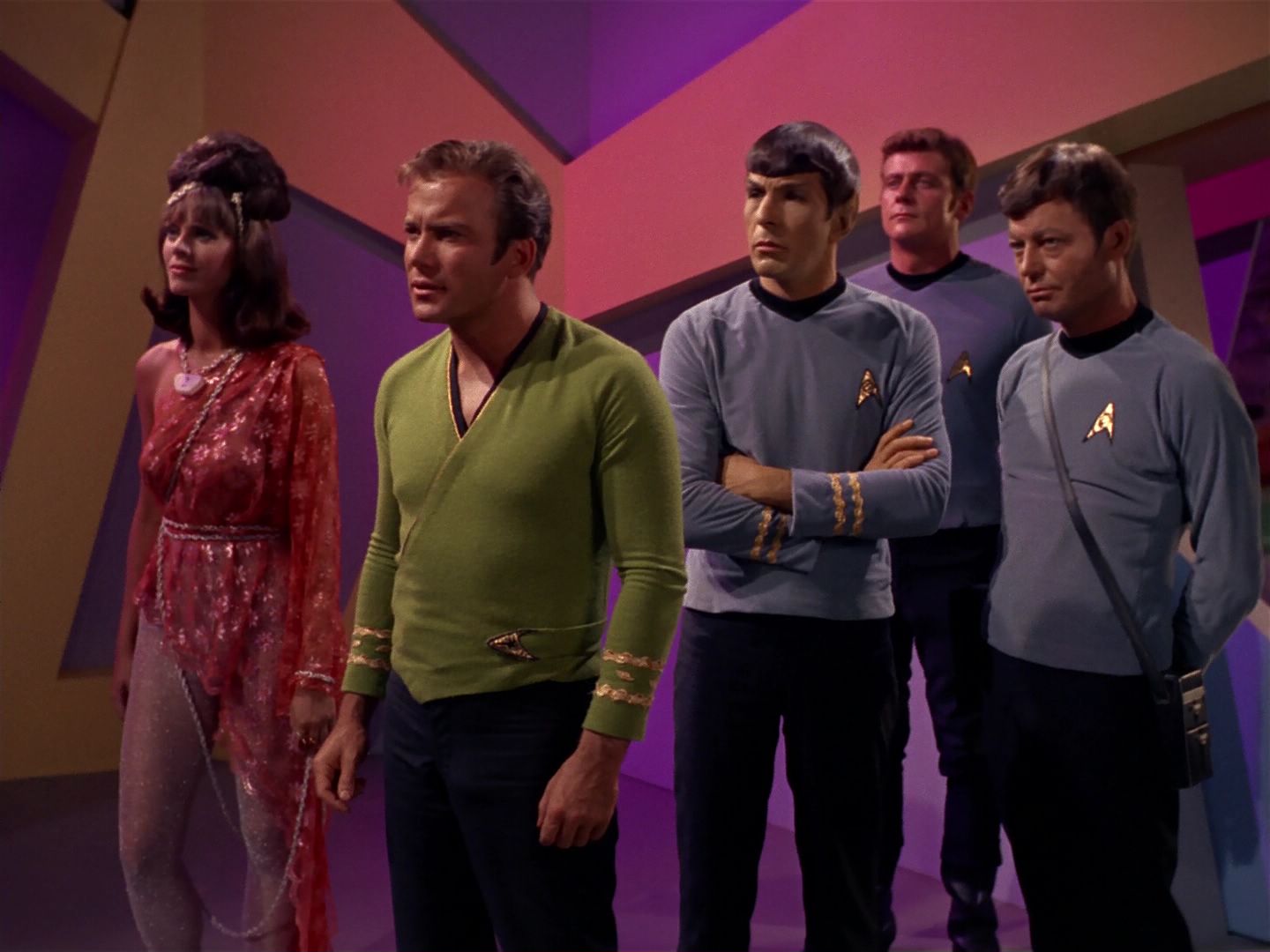 ariane179254_StarTrek_2x08_IMudd_0829.jpg