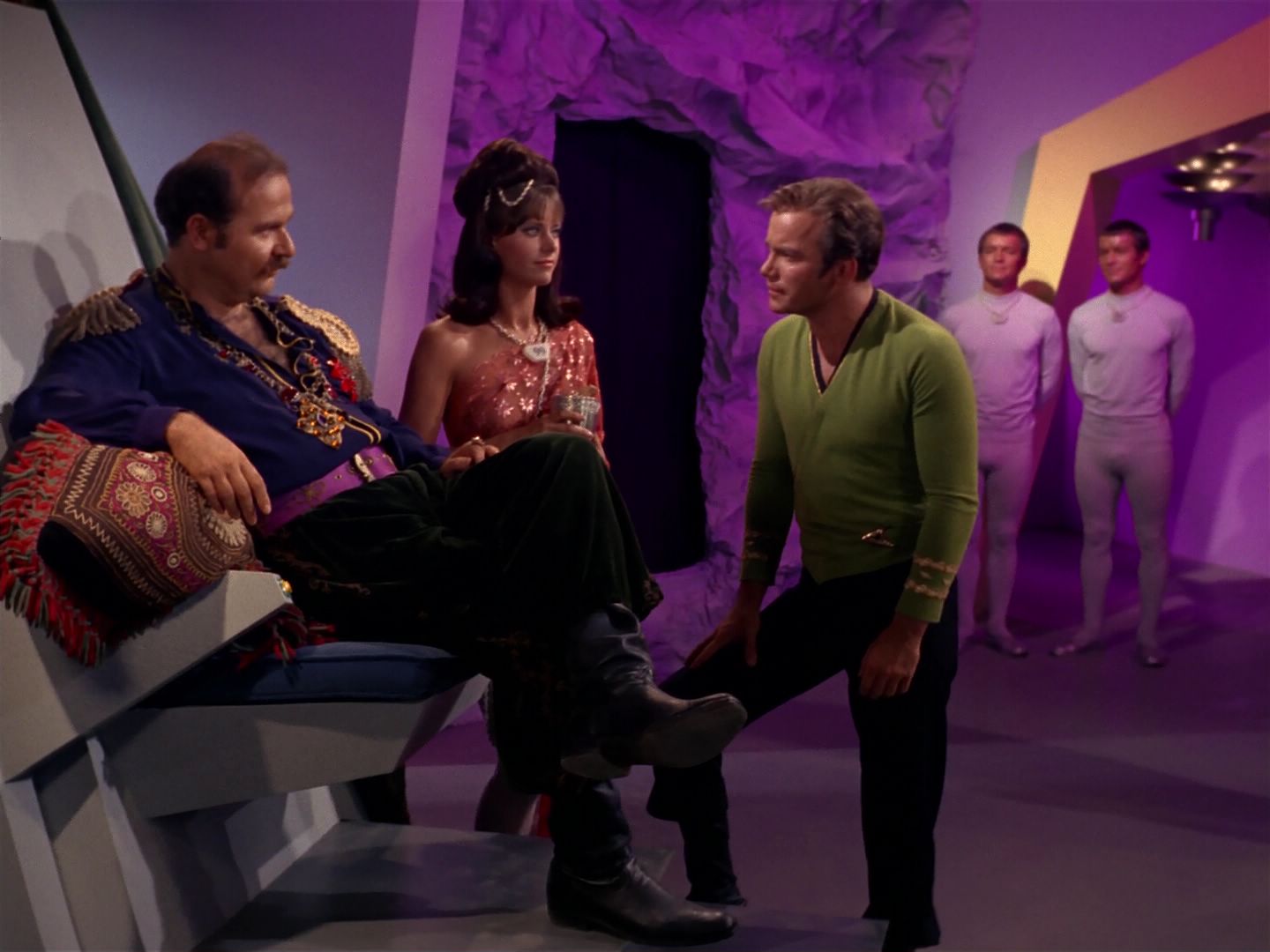 ariane179254_StarTrek_2x08_IMudd_0897.jpg