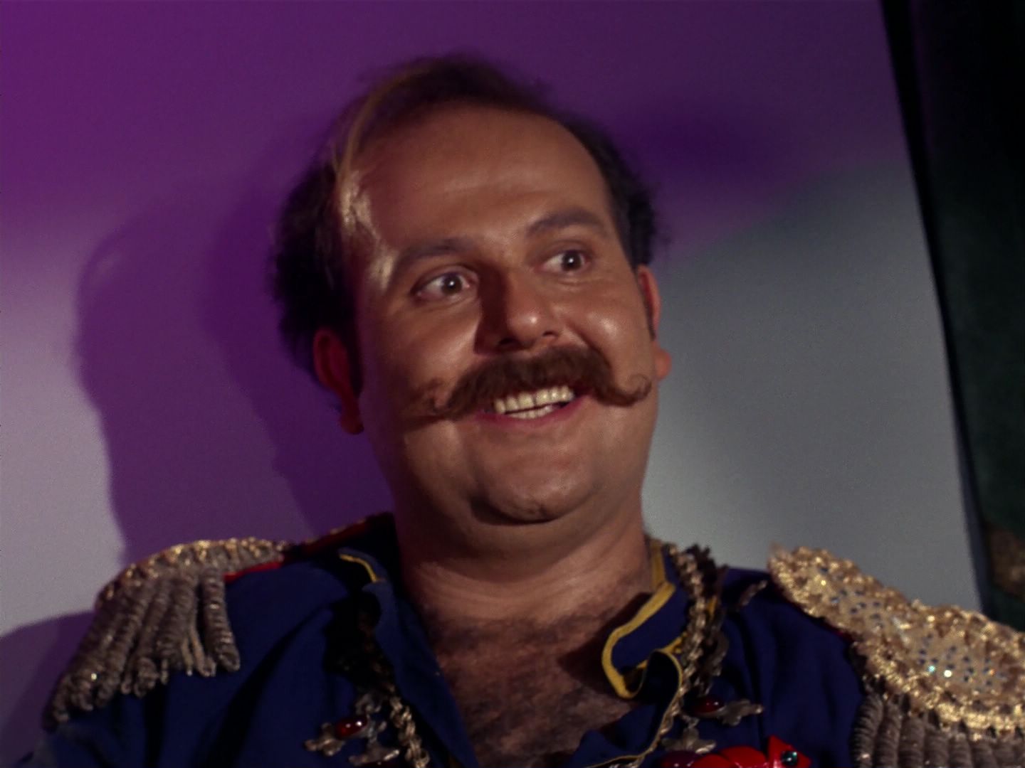 ariane179254_StarTrek_2x08_IMudd_0916.jpg