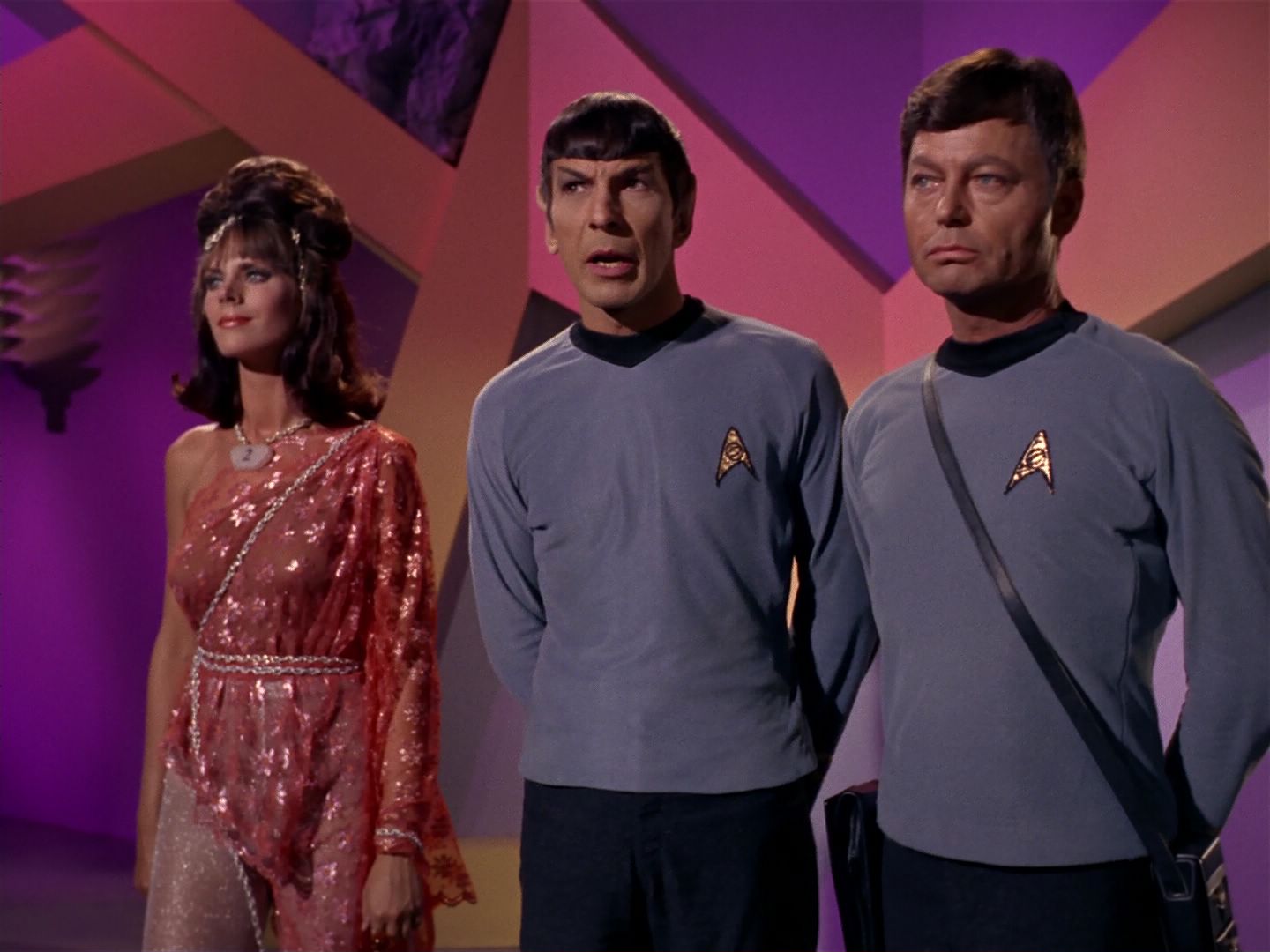 ariane179254_StarTrek_2x08_IMudd_0970.jpg