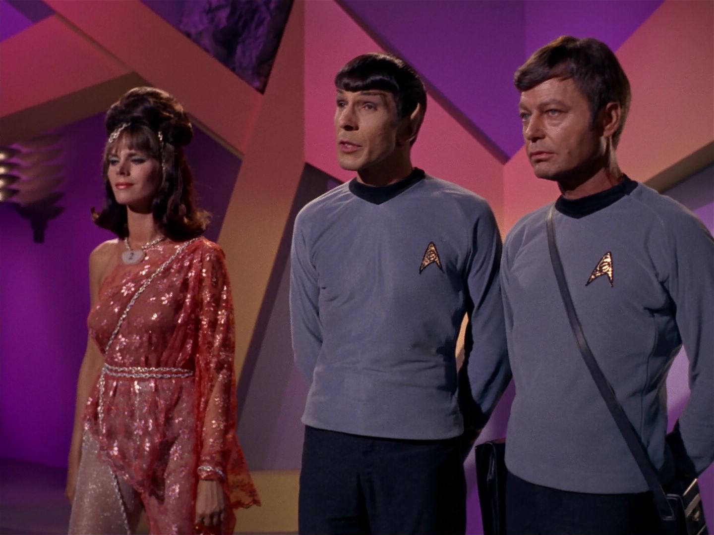 ariane179254_StarTrek_2x08_IMudd_1019.jpg