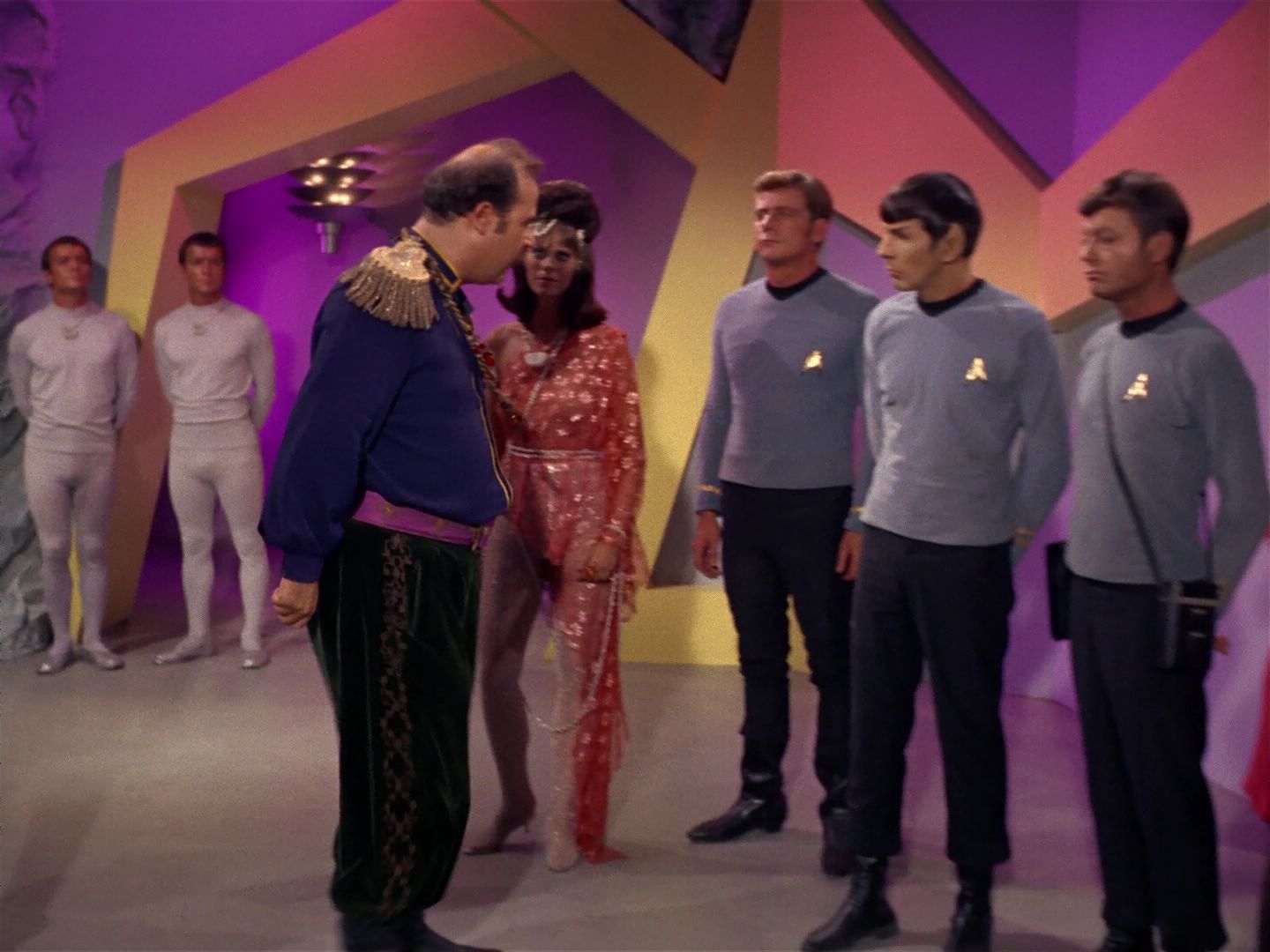 ariane179254_StarTrek_2x08_IMudd_1058.jpg