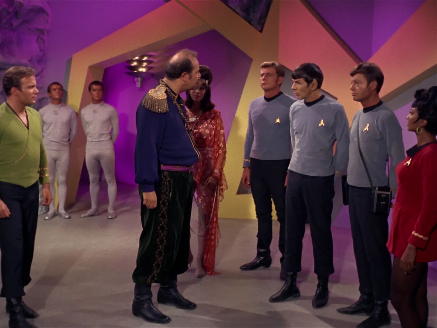 ariane179254_StarTrek_2x08_IMudd_1059.jpg