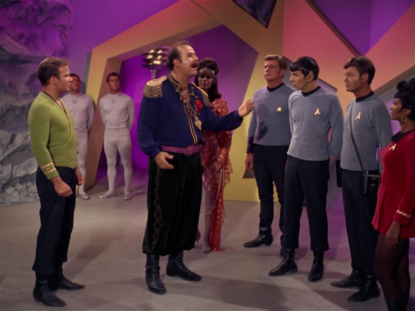 ariane179254_StarTrek_2x08_IMudd_1062.jpg