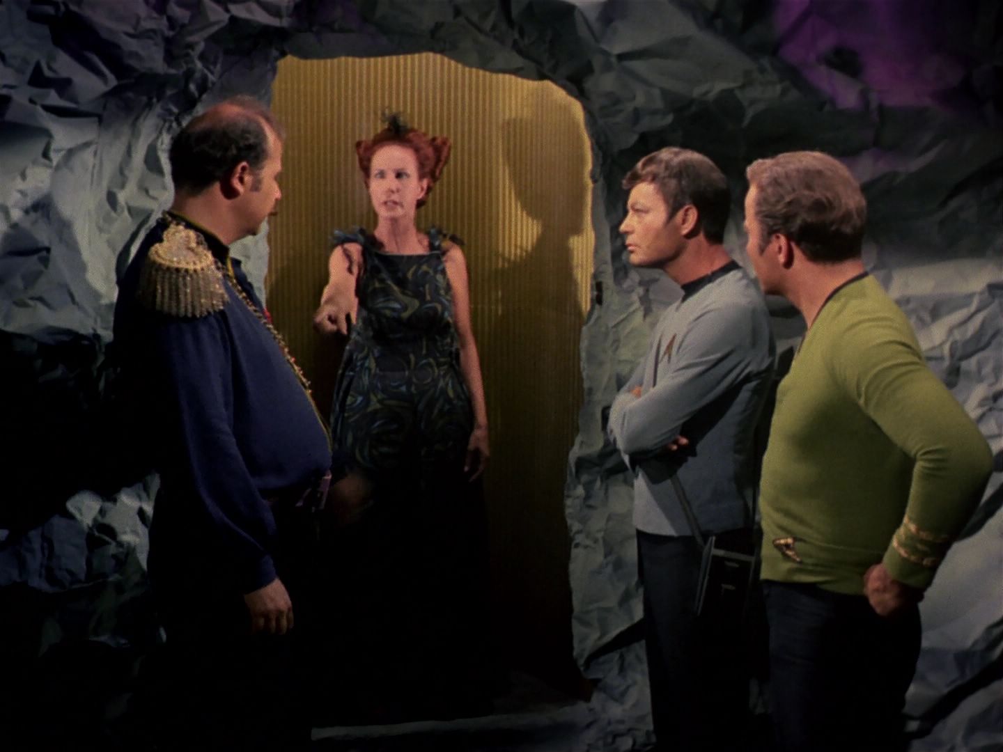 ariane179254_StarTrek_2x08_IMudd_1211.jpg