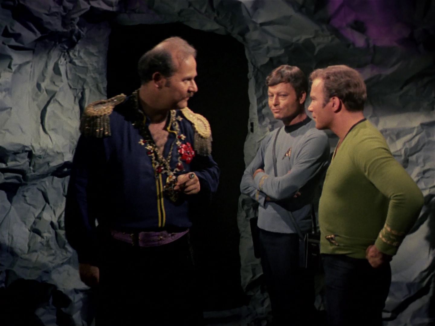 ariane179254_StarTrek_2x08_IMudd_1223.jpg