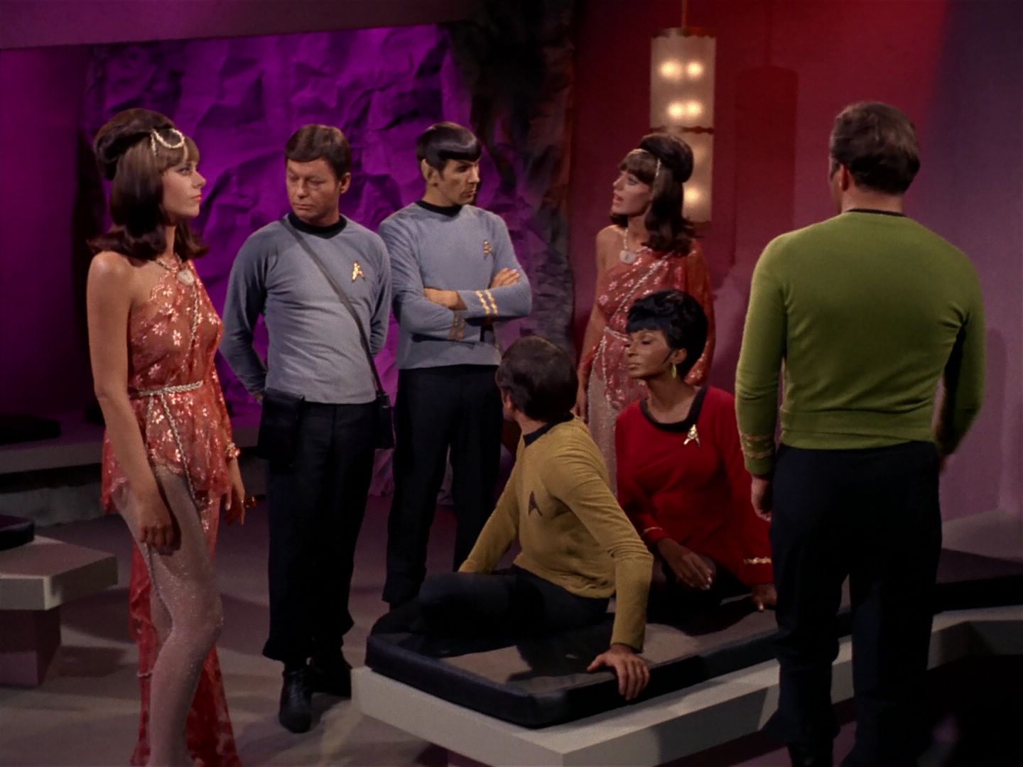ariane179254_StarTrek_2x08_IMudd_1313.jpg