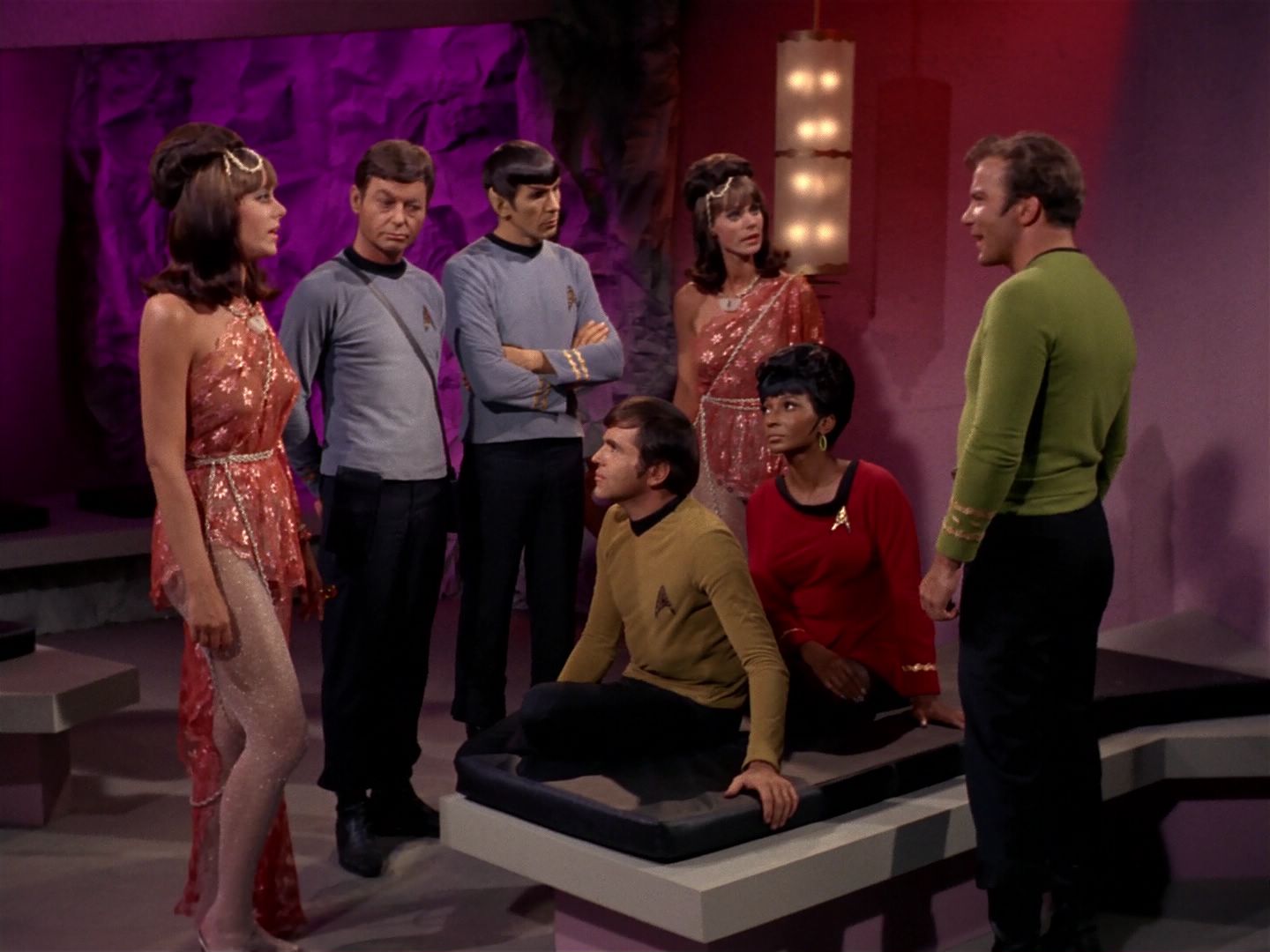 ariane179254_StarTrek_2x08_IMudd_1329.jpg