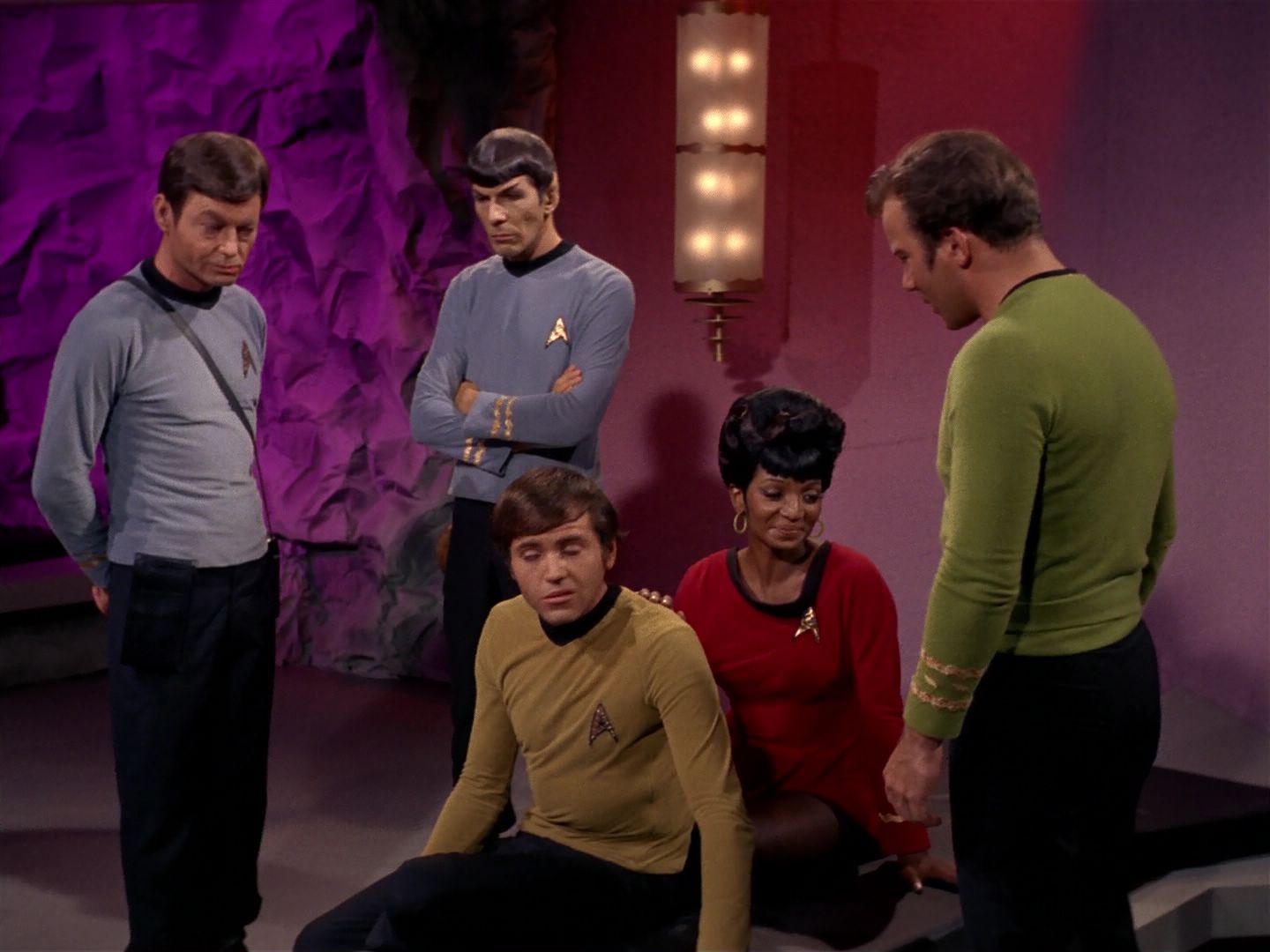 ariane179254_StarTrek_2x08_IMudd_1345.jpg