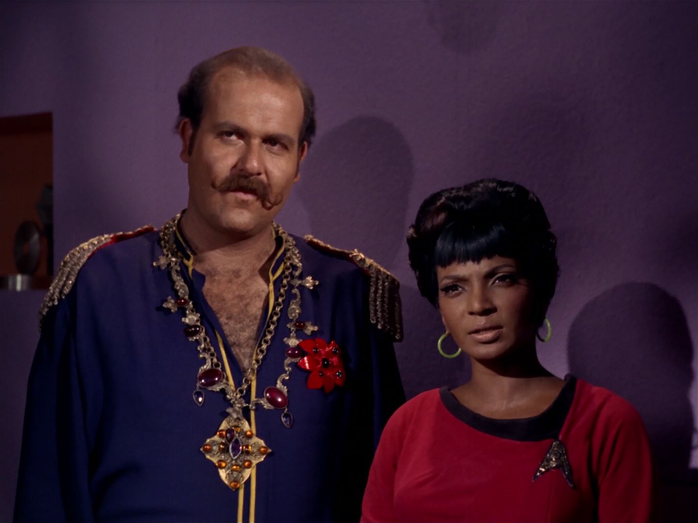 ariane179254_StarTrek_2x08_IMudd_1447.jpg